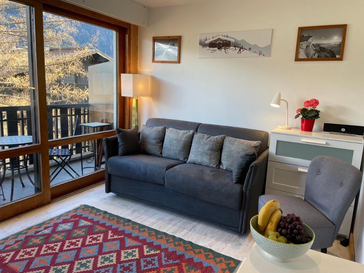 Apartment Le Pied Du Brevent - Walk To Ski Lift, Chamonix Getaway Екстериор снимка