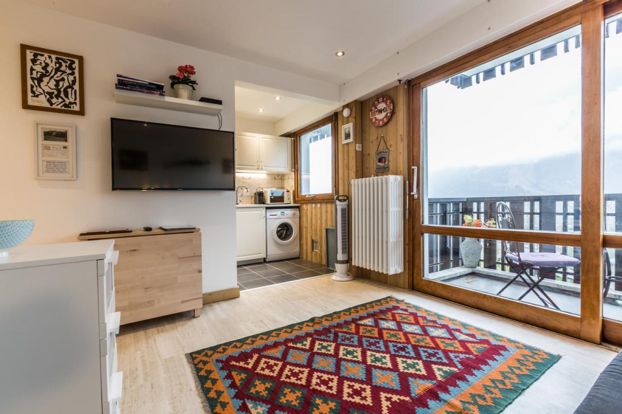 Apartment Le Pied Du Brevent - Walk To Ski Lift, Chamonix Getaway Екстериор снимка